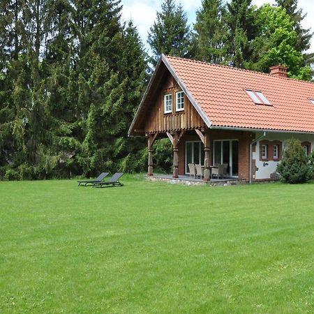 Monte Carvick Nad Jeziorem Seksty Karwik Экстерьер фото
