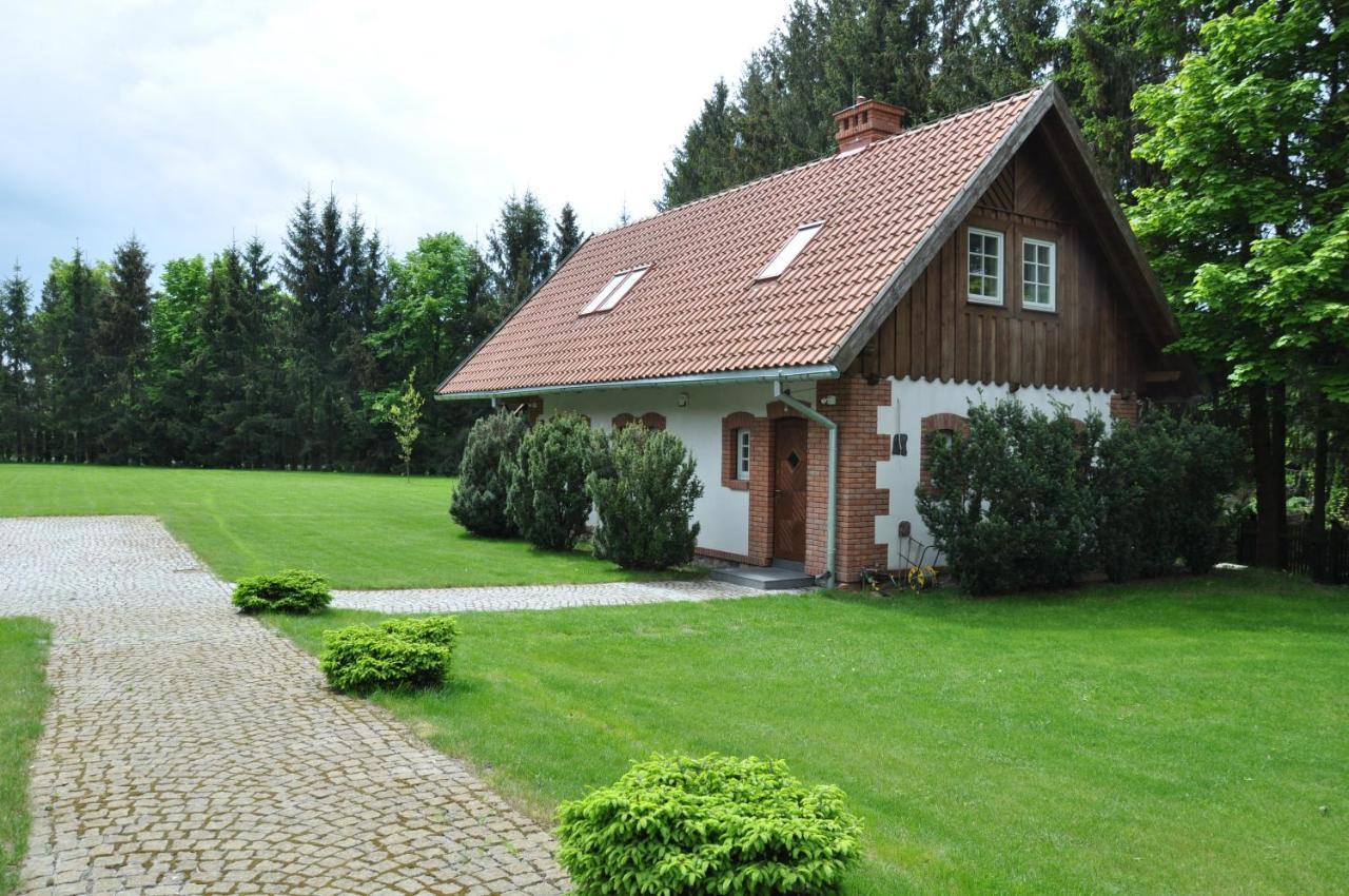 Monte Carvick Nad Jeziorem Seksty Karwik Экстерьер фото
