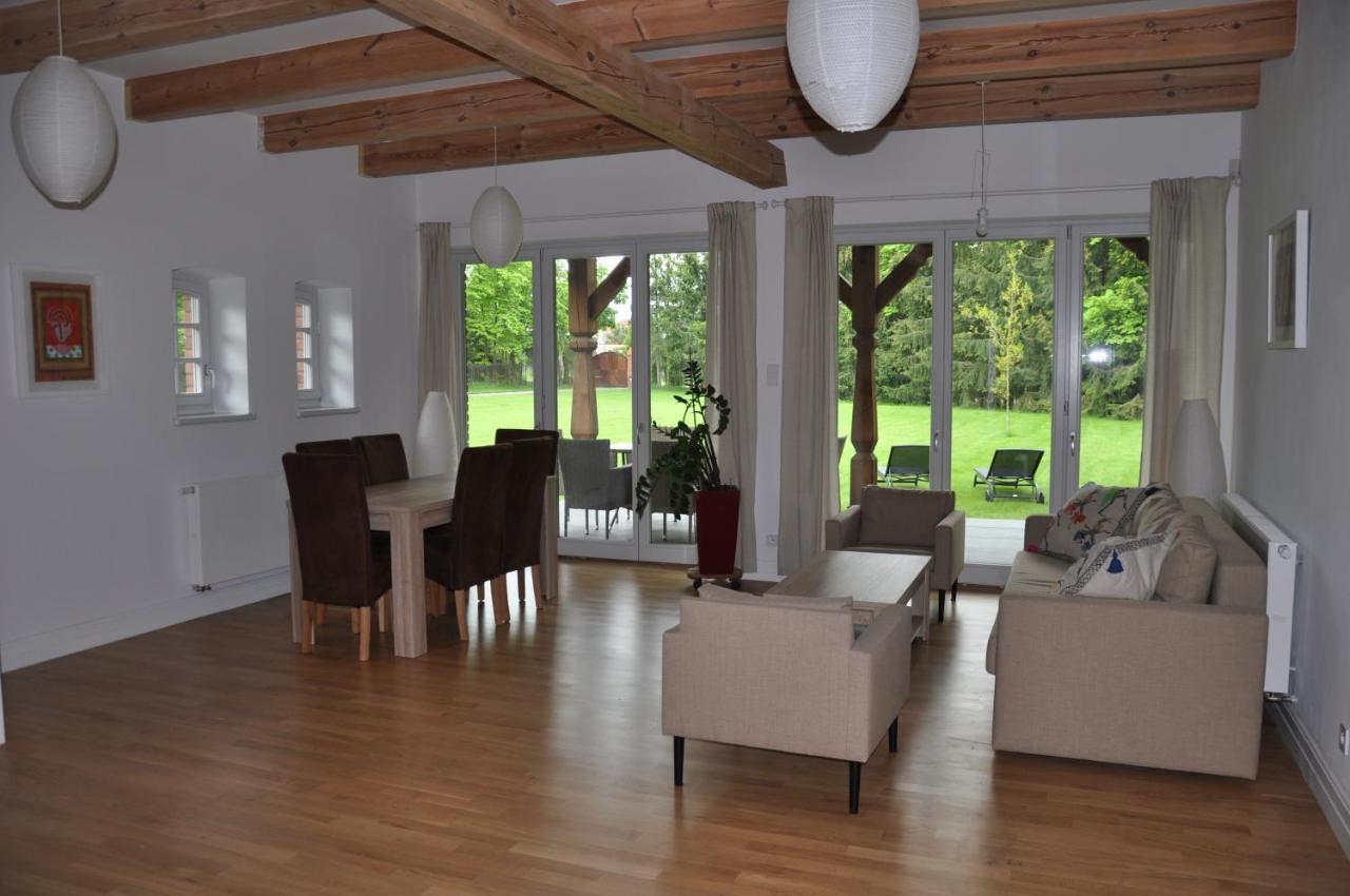 Monte Carvick Nad Jeziorem Seksty Karwik Экстерьер фото
